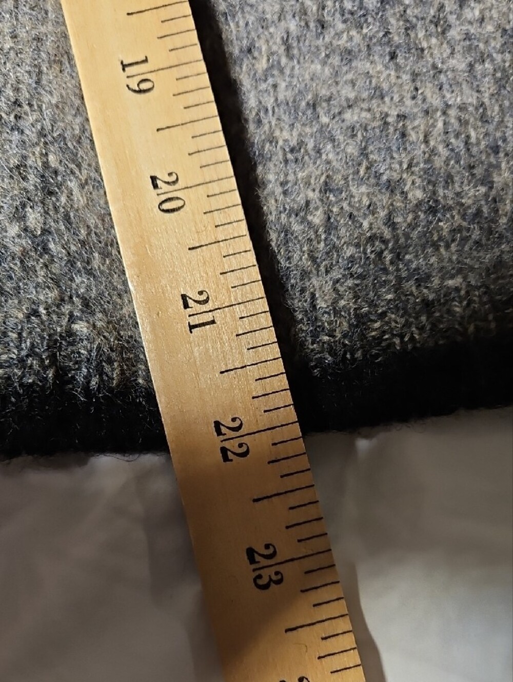 Woolrich Men's Crewneck Sweater in Heather Gray - Picture 4 of 7